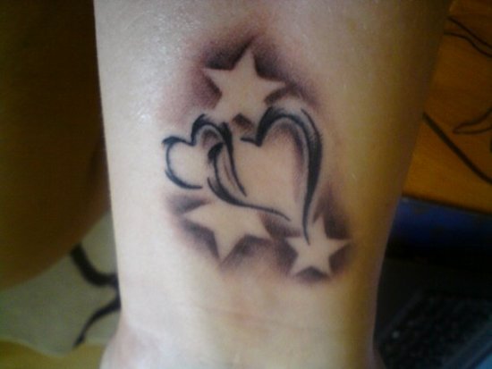 Tribal heart tattoo design1 - Heart Tattoos Design Ideas Pictures Gallery